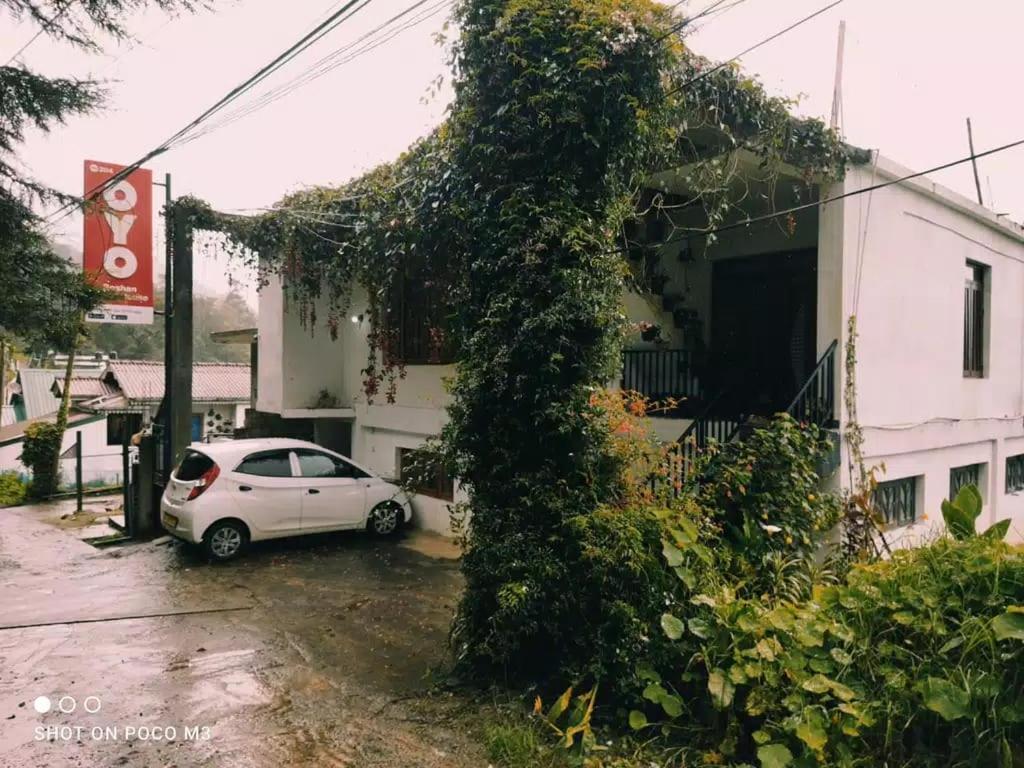 La Rose Guest House نوفارا إيلِيا المظهر الخارجي الصورة