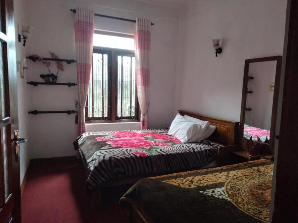La Rose Guest House نوفارا إيلِيا الغرفة الصورة