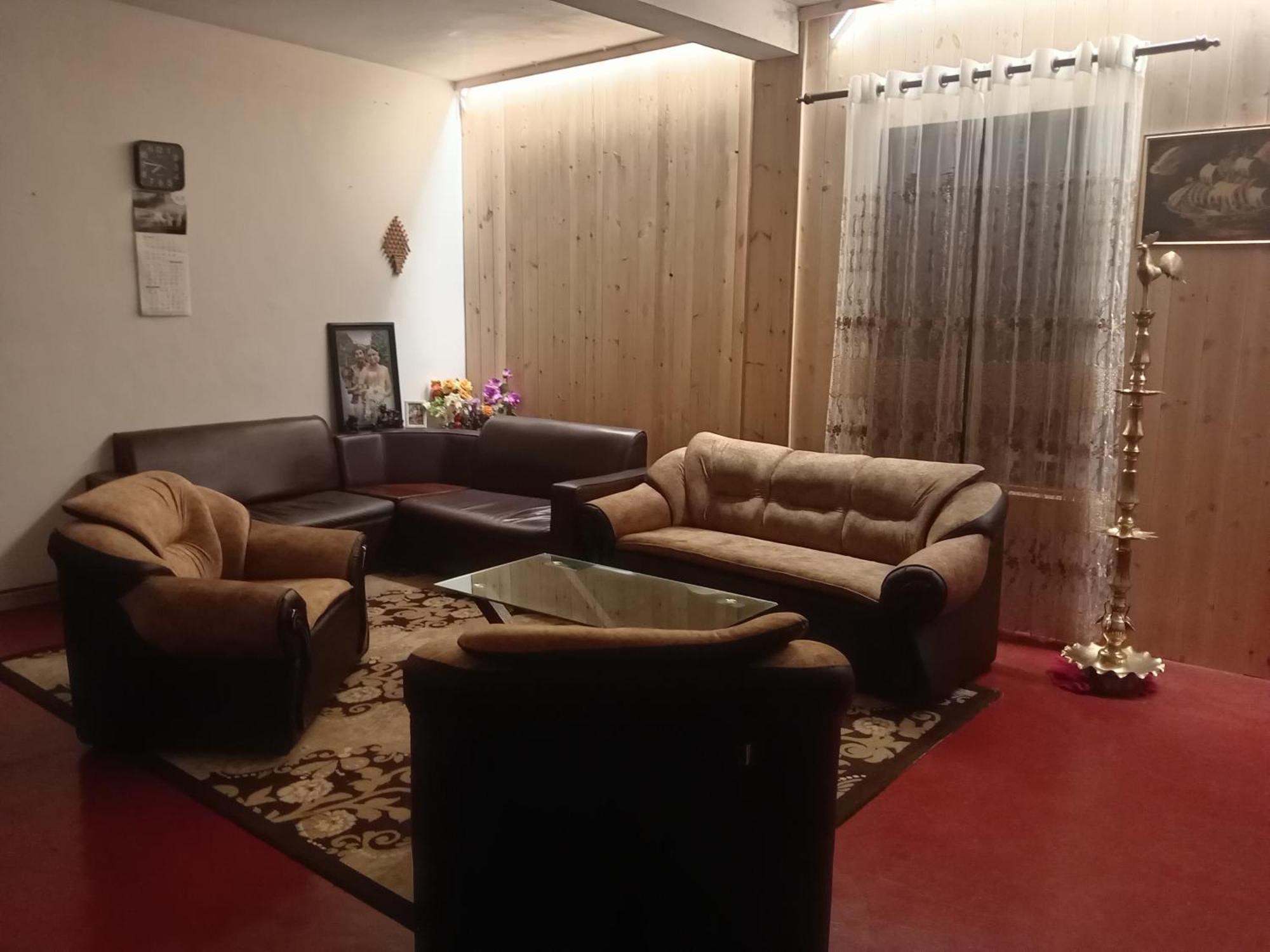 La Rose Guest House نوفارا إيلِيا المظهر الخارجي الصورة