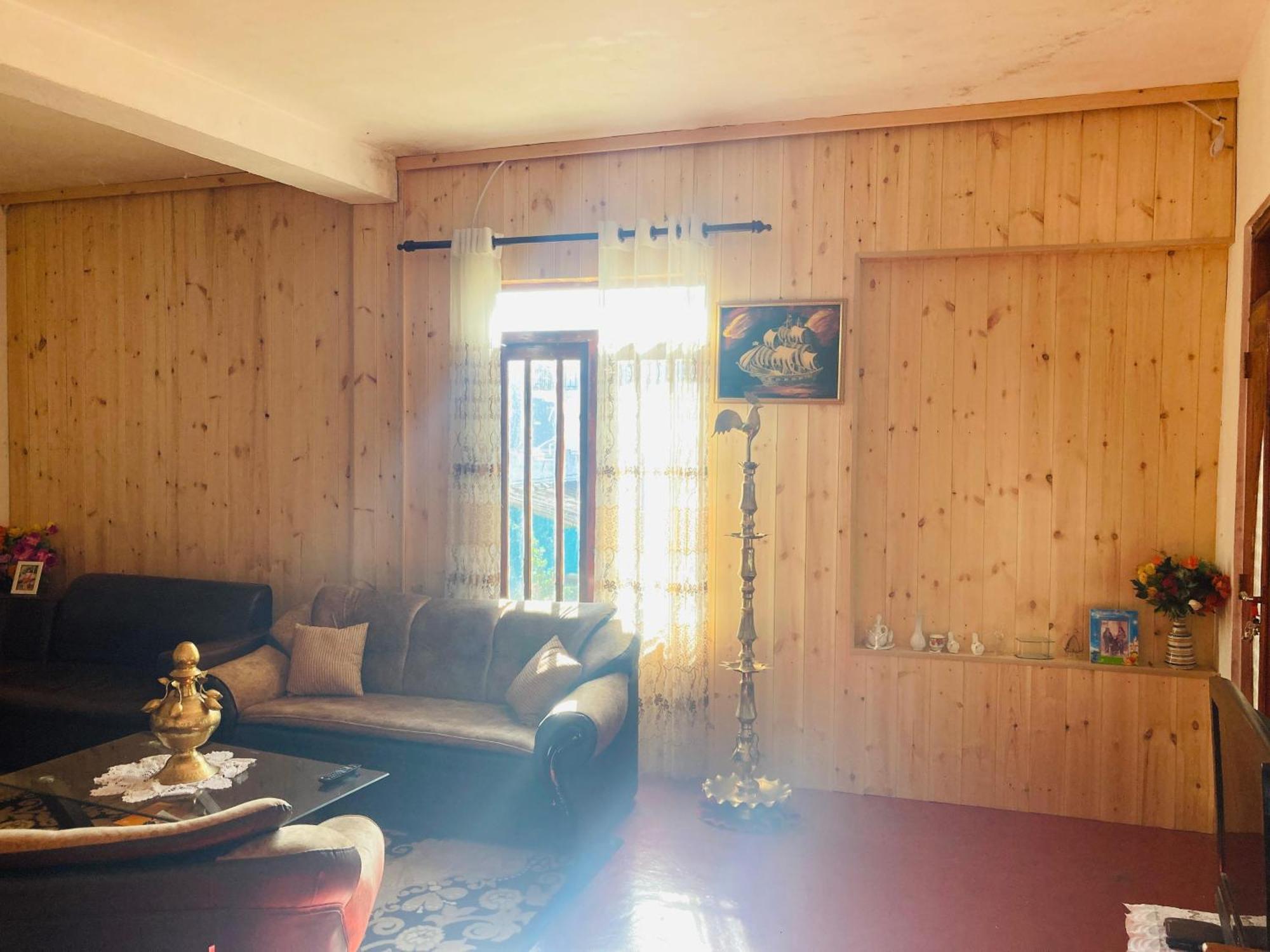 La Rose Guest House نوفارا إيلِيا المظهر الخارجي الصورة